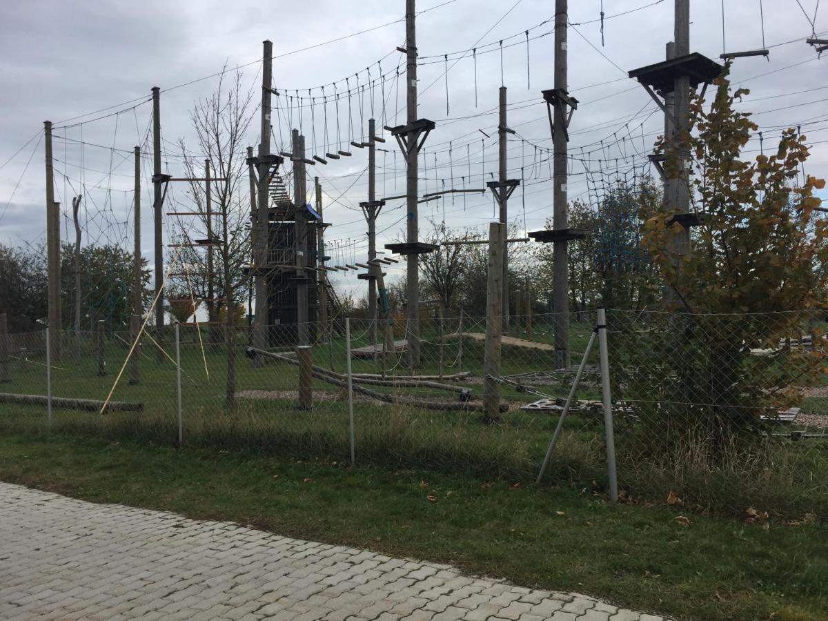 Familien Chalet Mit Direktem Bademantelgang Zur Therme Lutzmannsburg Zewnętrze zdjęcie